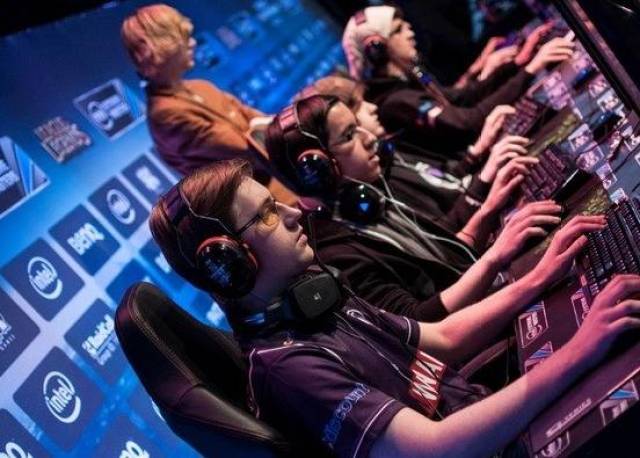 和丰富传统 和丰富传统