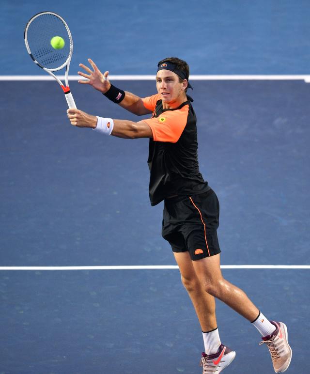 借脚步和精 借脚步和精