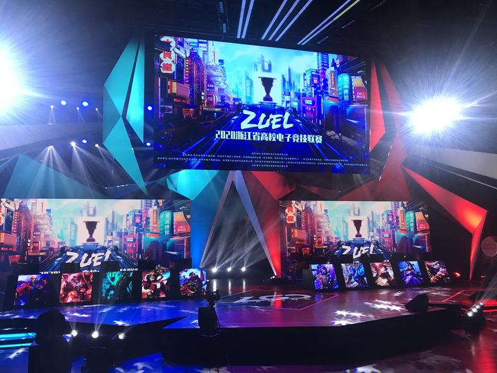 引入巴萨的 引入巴萨的