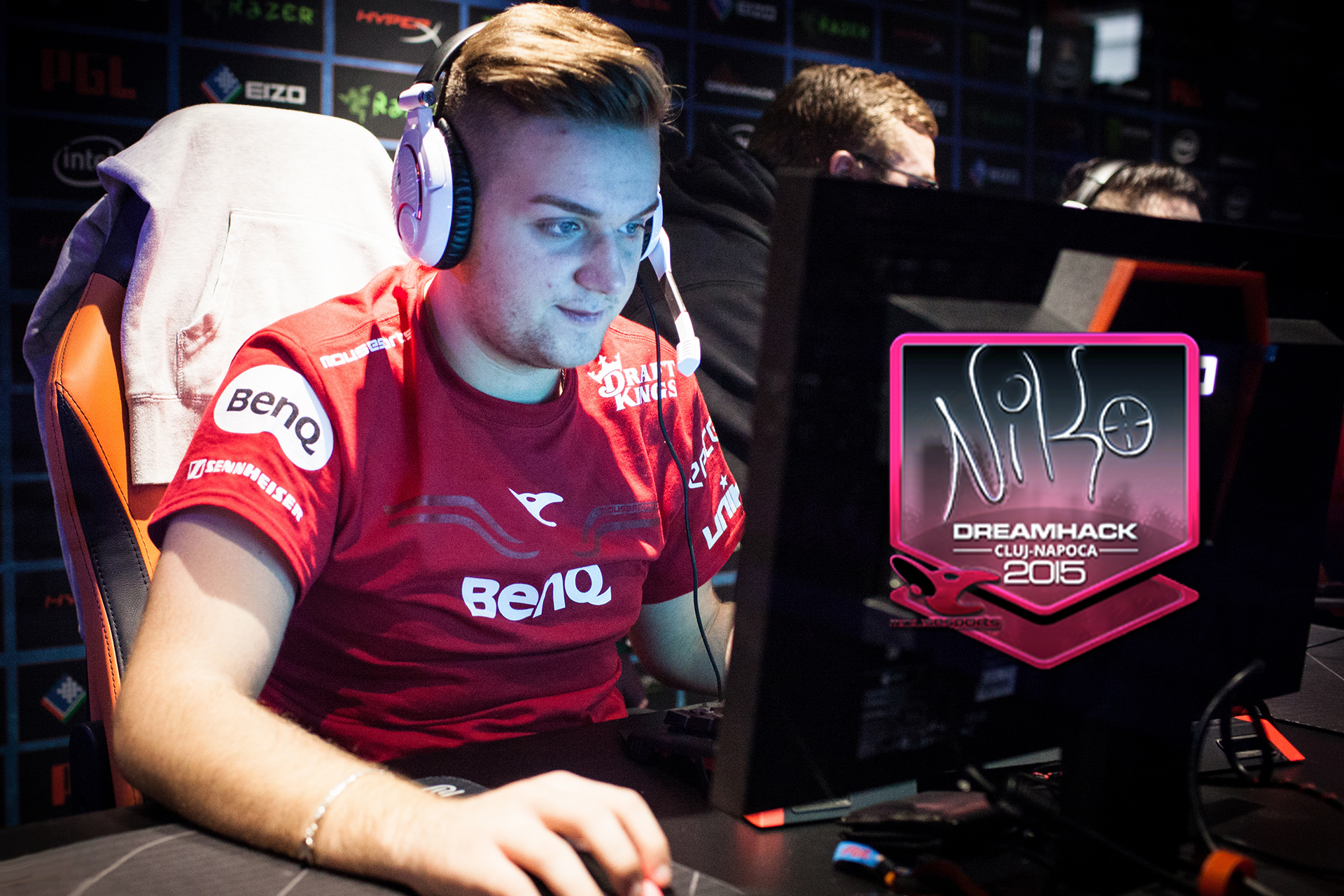 传球内打进 传球内打进